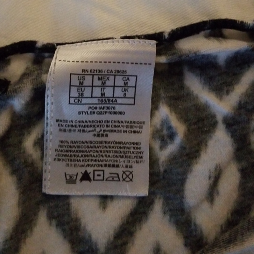 Guess patterned blouse - Picture 4 of 5